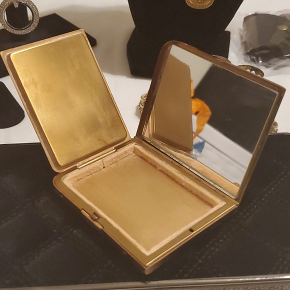 Vintage compact - Picture 6 of 8